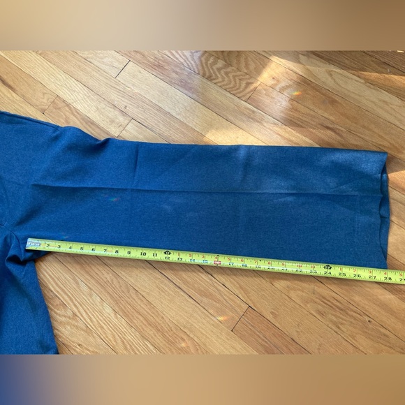 Gray Levi’s Sta-Prest Action Slacks, 36x29 - Picture 5 of 12